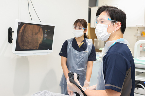 胃カメラは痛い？鎮静剤でラクに受ける方法