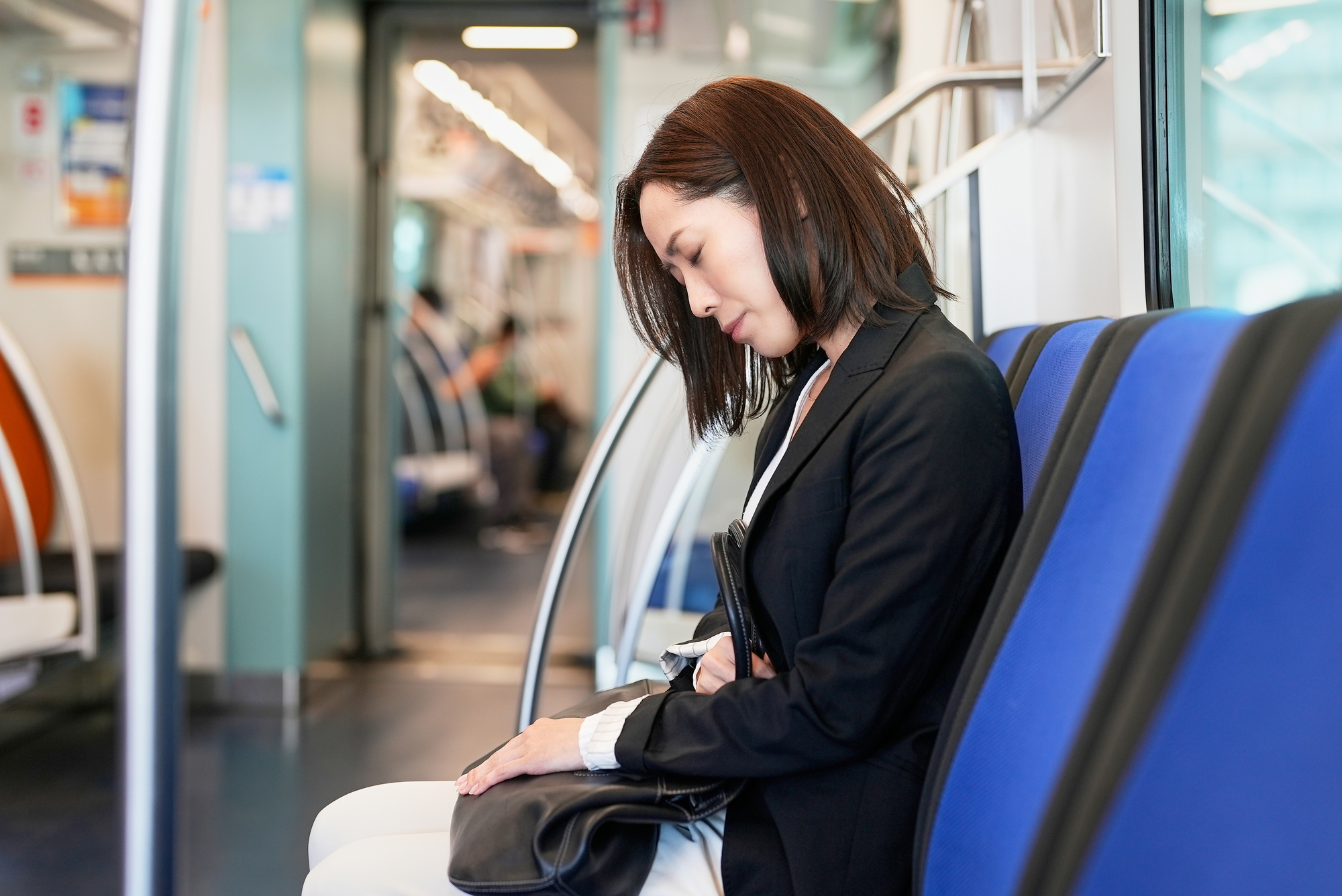 お腹の張りとガスが多い…過敏性腸症候群？それとも大腸がん？